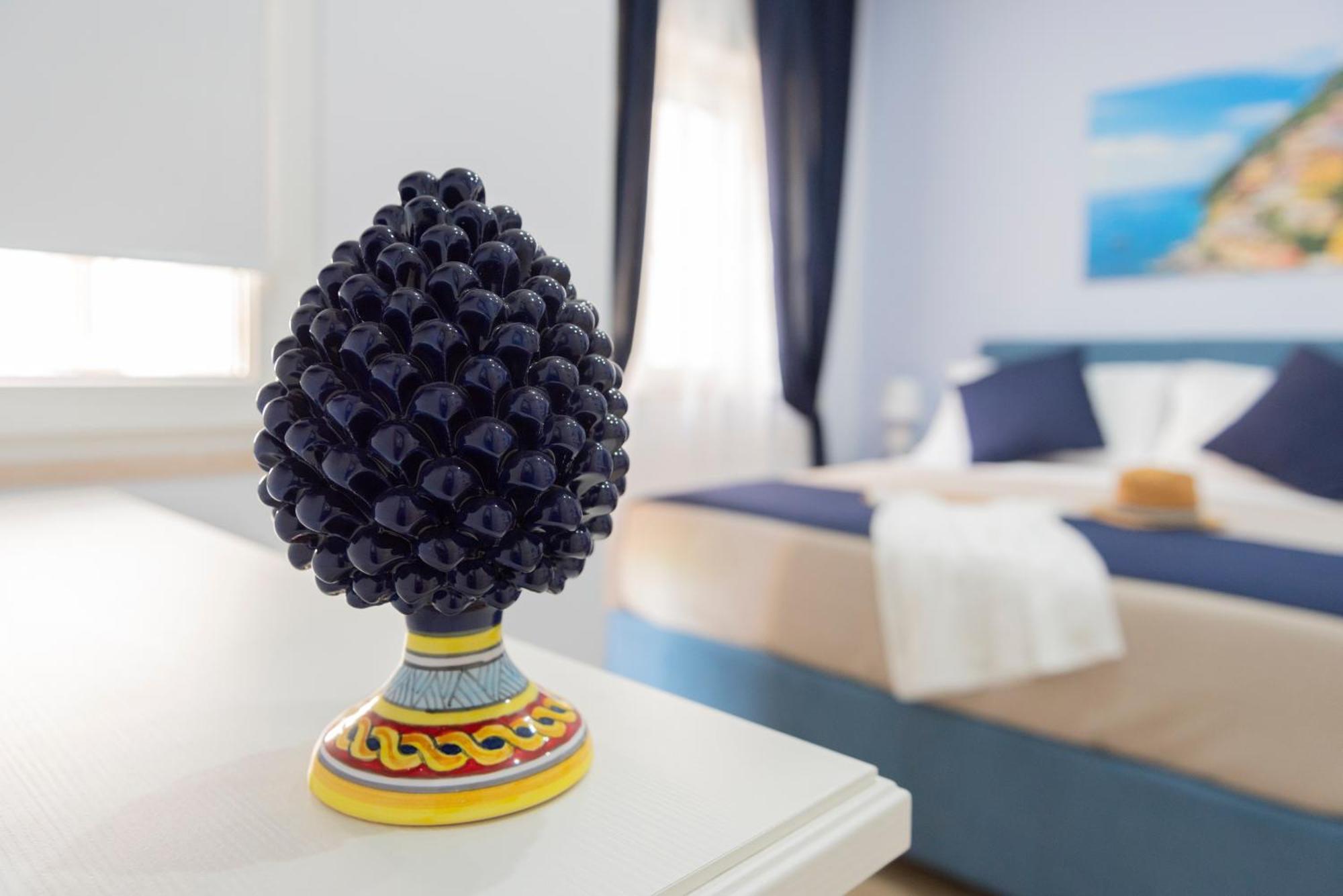 Symphony House Bed & Breakfast Соренто Екстериор снимка