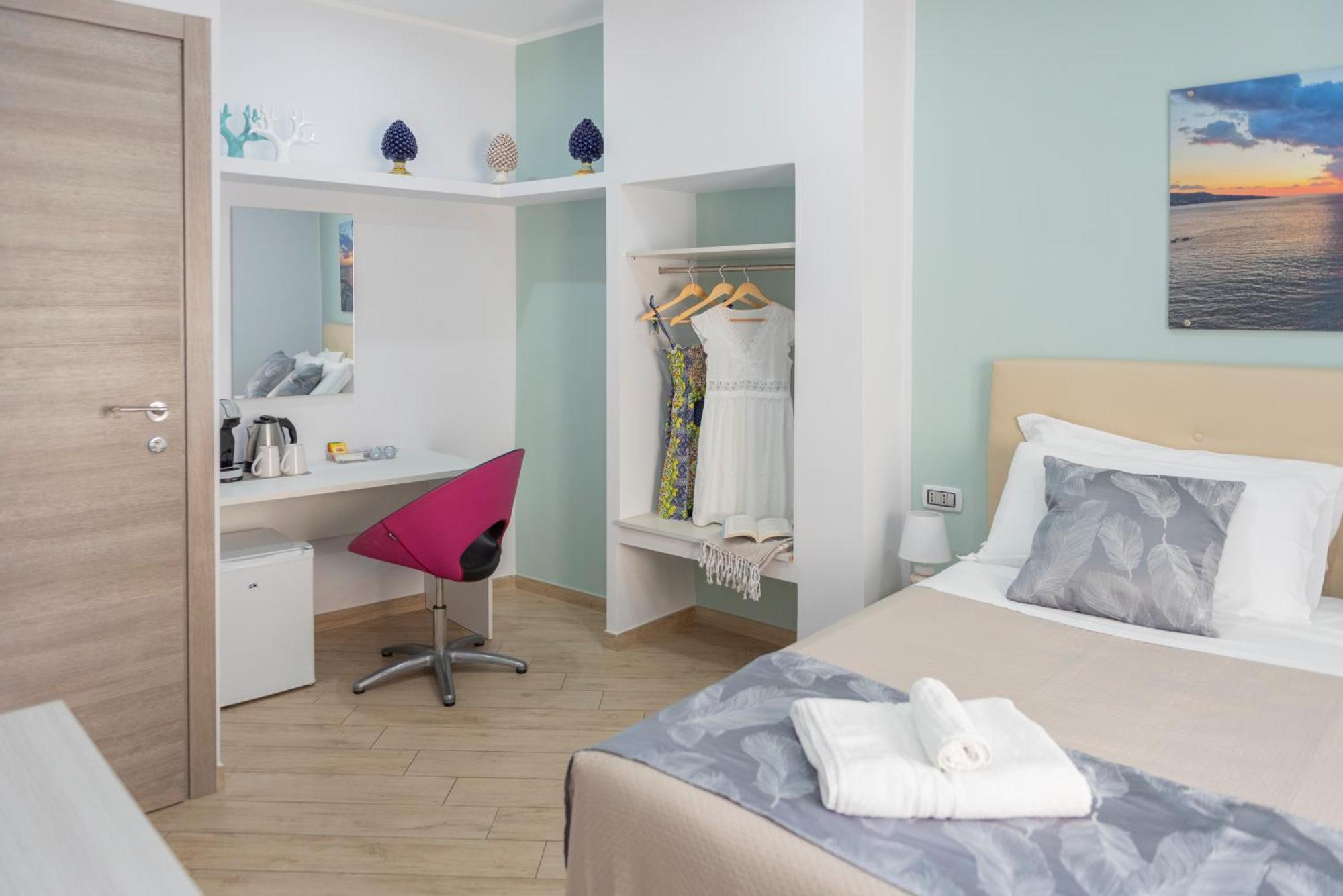 Symphony House Bed & Breakfast Соренто Екстериор снимка